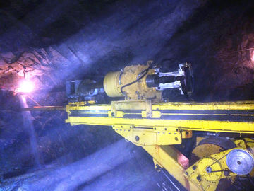 Profesional Underground Berlian Core Drill Rig Dengan Pengeboran Kedalaman 1000m