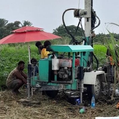 150m Trailer Mounted Water Well Drilling Rig Dengan Torsi Besar Untuk Teknik Konservasi Air
