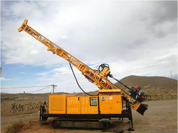 RC300 Full Hydraulic Top Drive Crawler Inti Bor Rig Kedalaman Bor 300 M