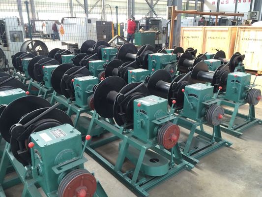 Harga yang bagus Efisiensi tinggi bor Rig bagian Coring Winch / Wireline kerekan JS -1 1500 M on line